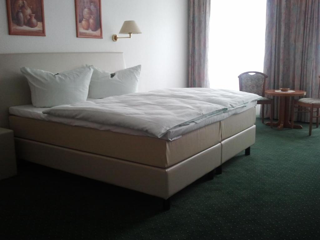 Hotel Evabrunnen Bischofswerda Bilik gambar