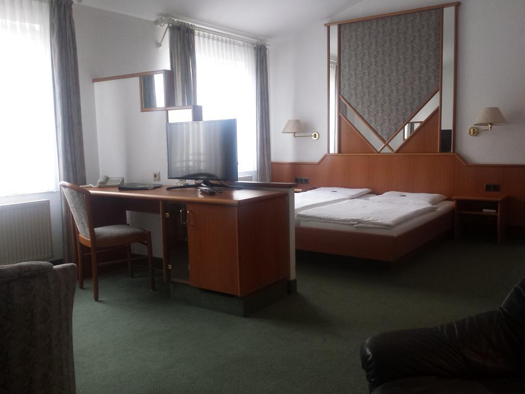 Hotel Evabrunnen Bischofswerda Bilik gambar