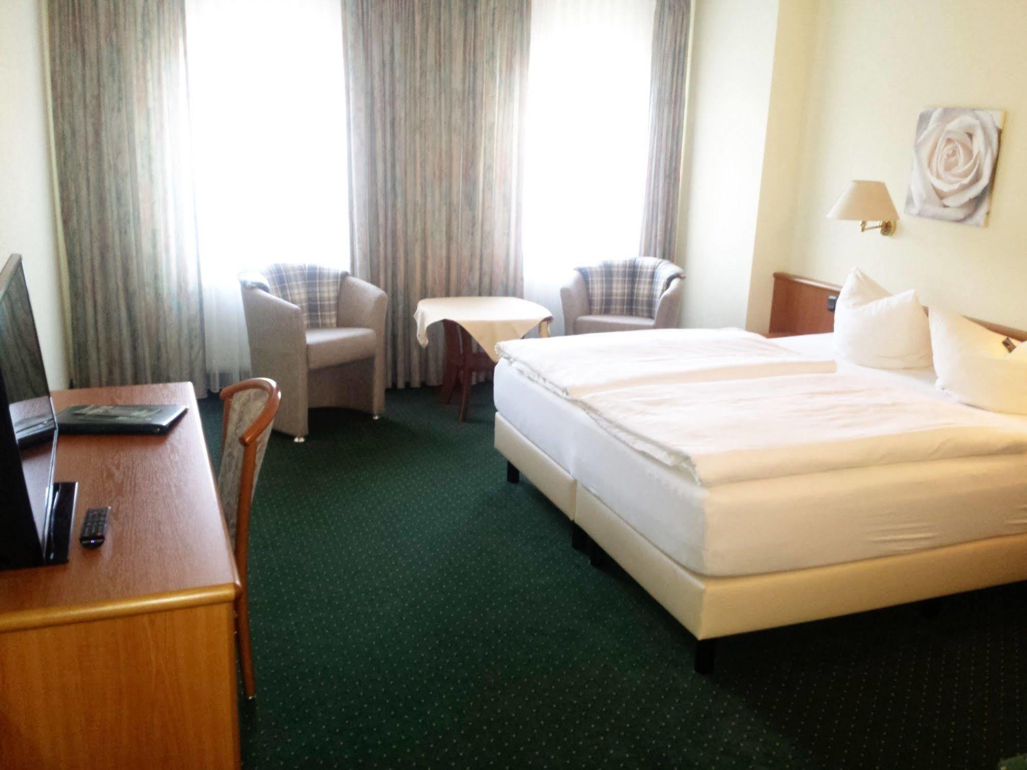 Hotel Evabrunnen Bischofswerda Luaran gambar